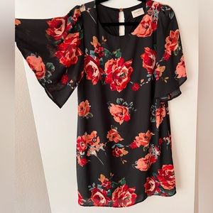 Everly boutique black short sleeve floral mini dress
